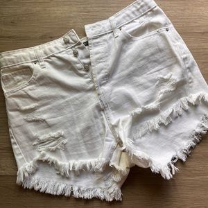 White wild fable shorts distressed
